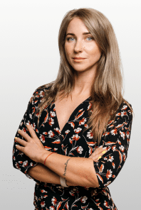 АННА АЗАРОВА
